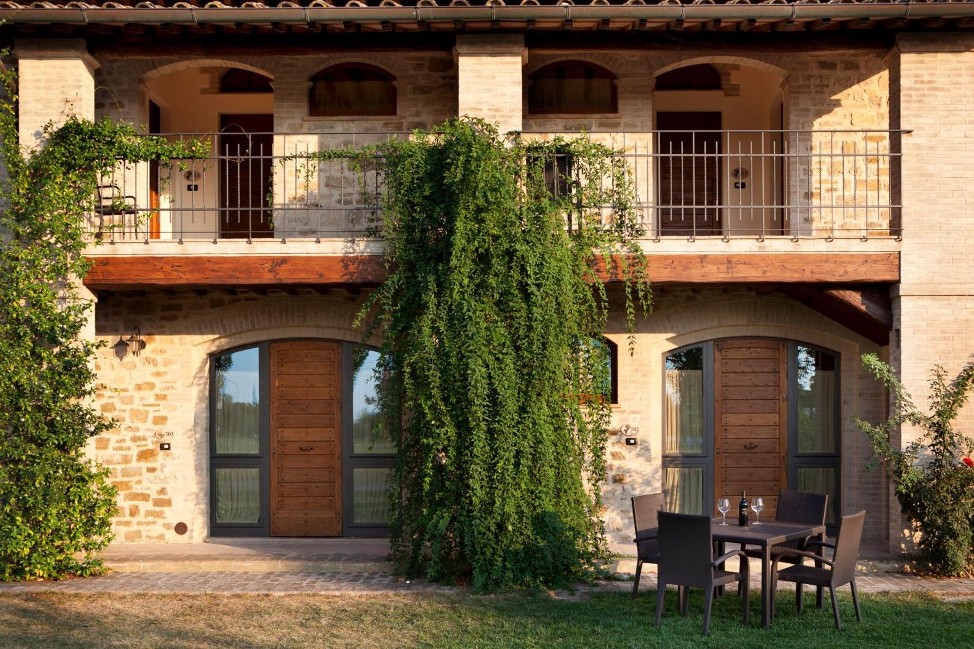 Valle Di Assisi Country Apartments Екстериор снимка